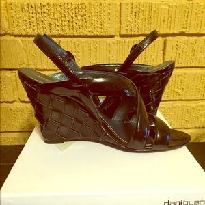 dani black braided wedge