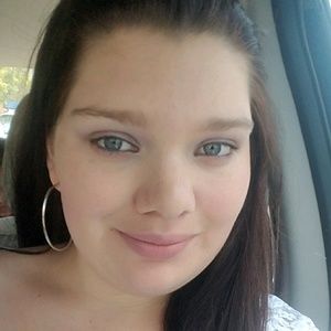 Meet your Posher, Marissa