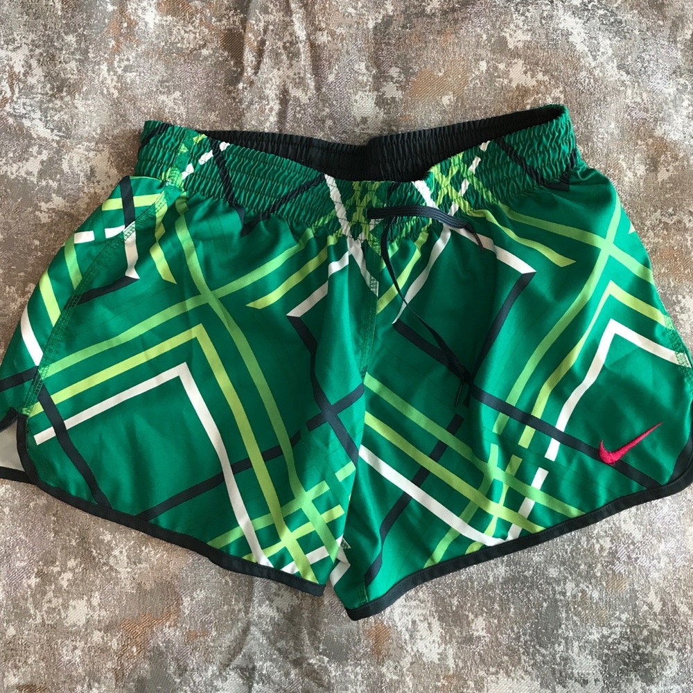 Nike fit dry running shorts