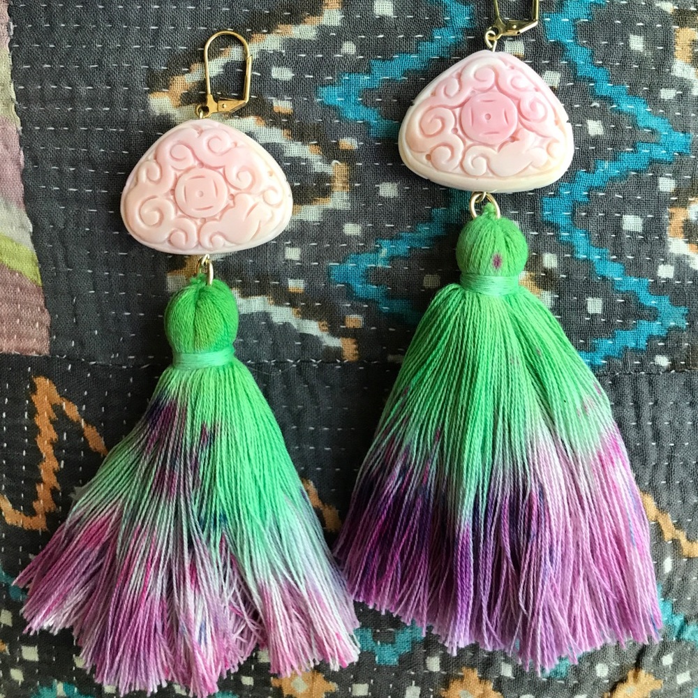 Horseshoe Bay Tassel Conch Shell Earrings