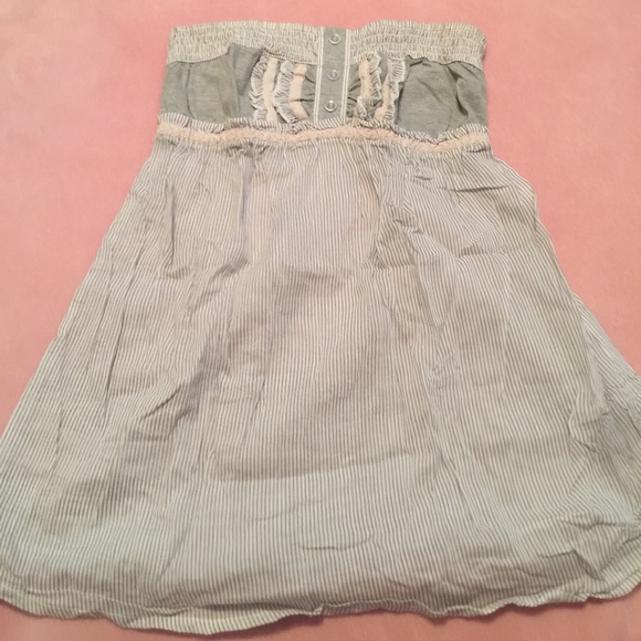 Forever 21 strapless ruffle top - Picture 1 of 3