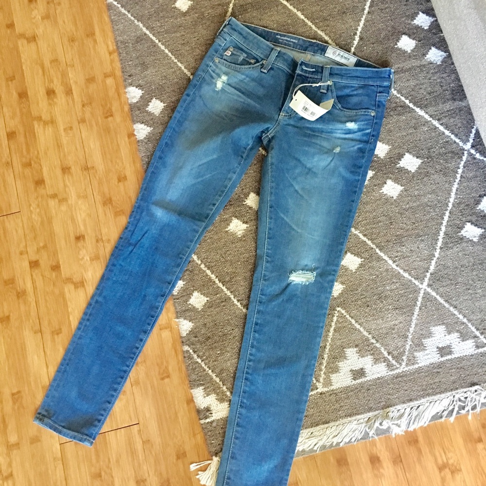 AG Jeans The Legging Ankle