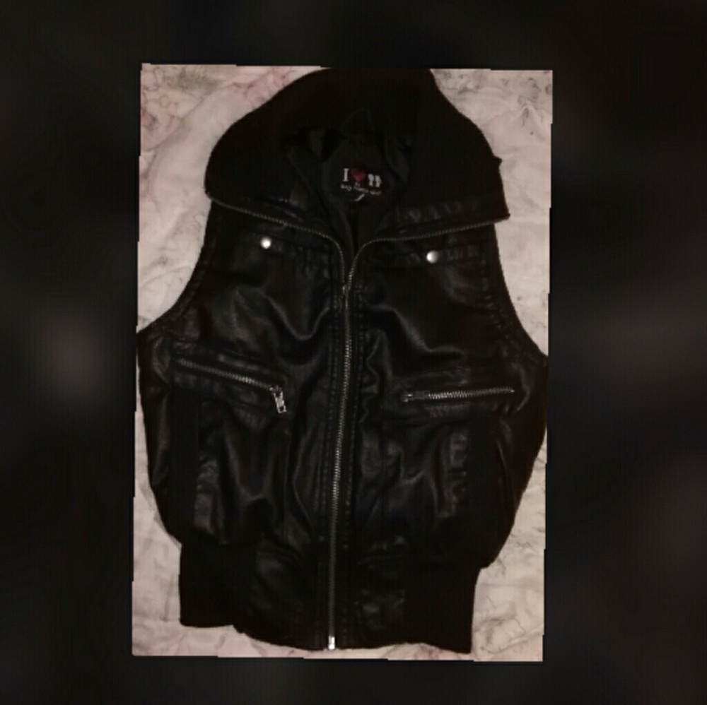 💰3@$20!💰 Girls Vest by Boy Meets Girl