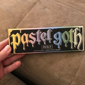Kat Von D Pastel Goth eyeshadow palette