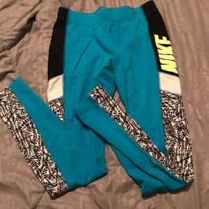Nike workout leggings