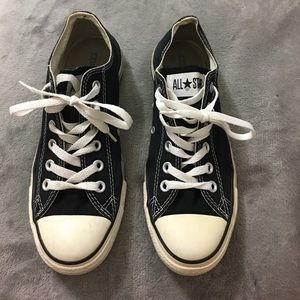Black and white converse