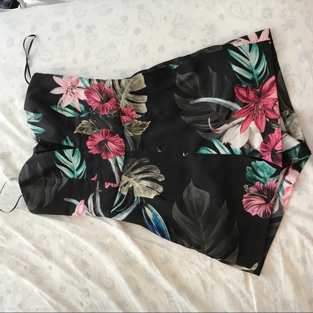 Guess floral Romper