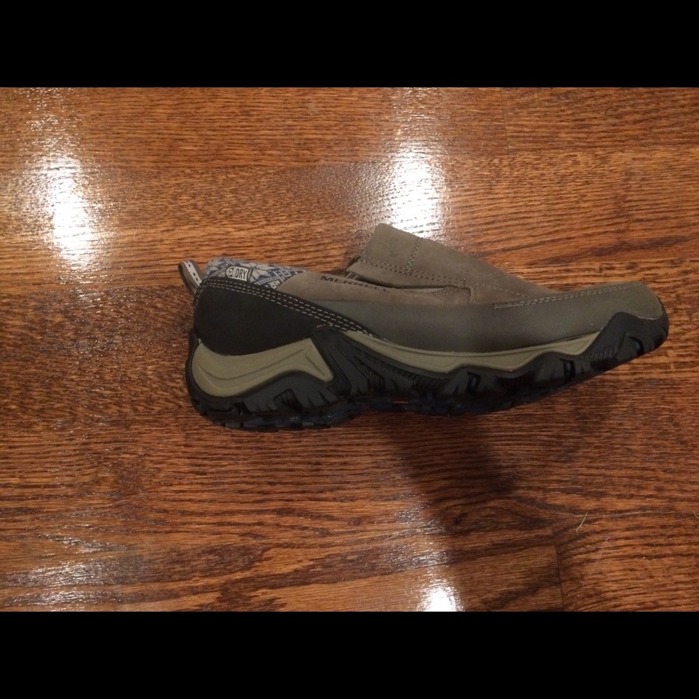 Merrell - Picture 2 of 7