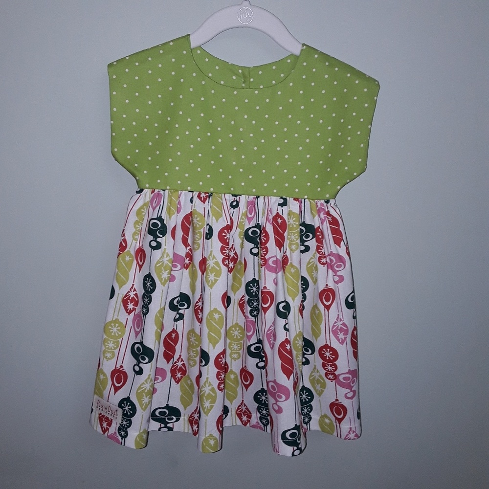 Pixie Dust Design Izzy top Christmas dress sz. 2