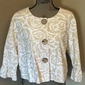 Used blazer with 3/4 sleeve Used blazer with 3/4 sleeve