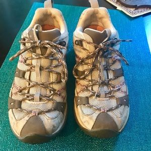 Merrill sneakers/hiking shoes