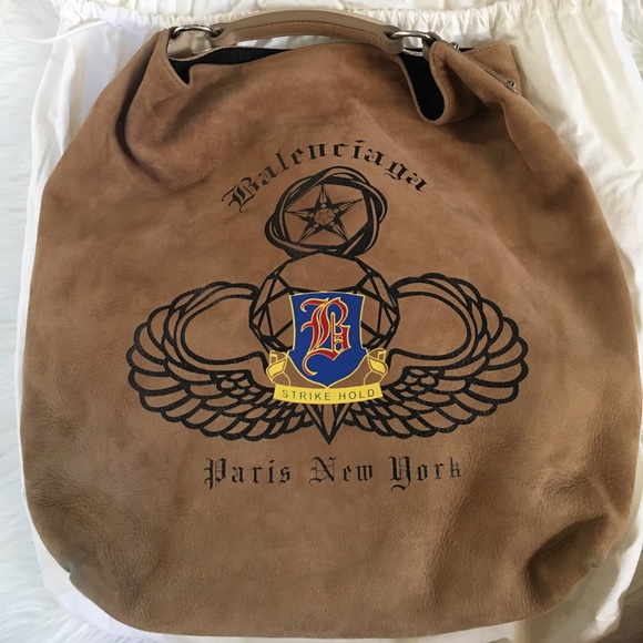 Balenciaga Handbags - Balenciaga Strike Hold Tote