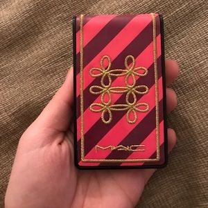 MAC Whisper of Gilt Limited Edition duo