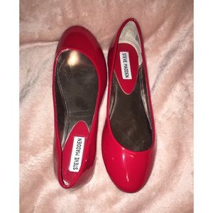 Red Steve Madden Flats / Size 6.5