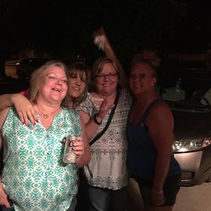 Meet your Posher, Dana