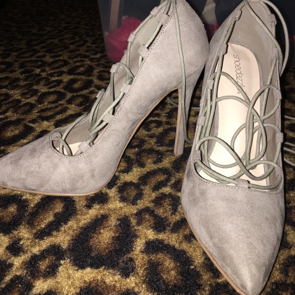 Shoes - 🔥PRICE DROP!!!