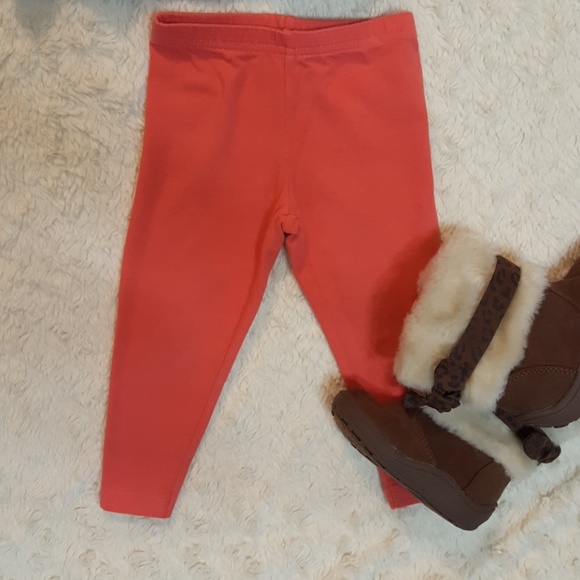 💕Too Cute Carter's Set! - Picture 3 of 4