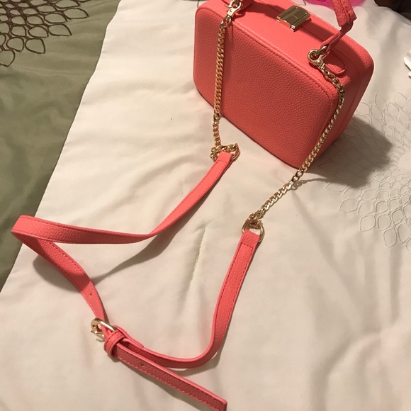 Boxed Pink Clutch/ crossbody bag in coral pink - Picture 2 of 3
