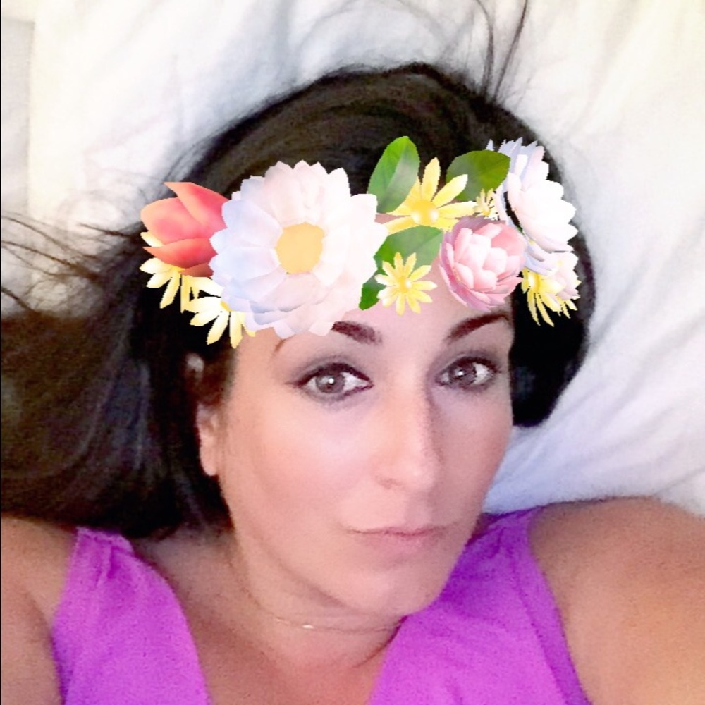 Meet your Posher, Kira