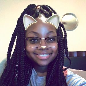 Meet your Posher, Candice