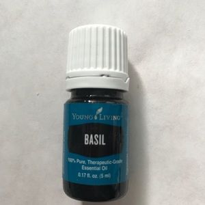 YOUNG LIVING BASIL ESSENTIAL OIL 5ml YOUNG LIVING BASIL ESSENTIAL OIL 5ml