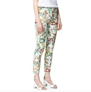 Zara | Floral Slim Leg Trouser Ankle Pants Zara | Floral Slim Leg Trouser Ankle Pants