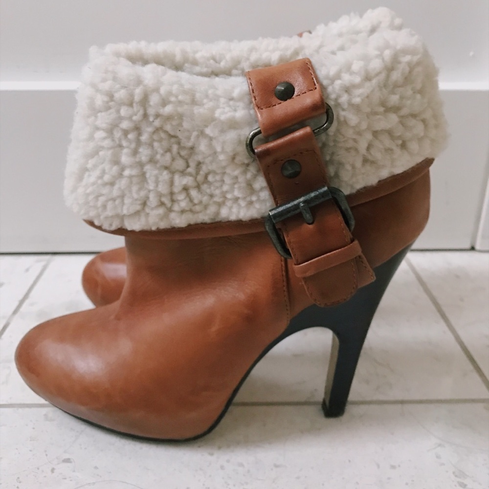 Dolce Vita Shearling Booties Sz 6 - Picture 3 of 6