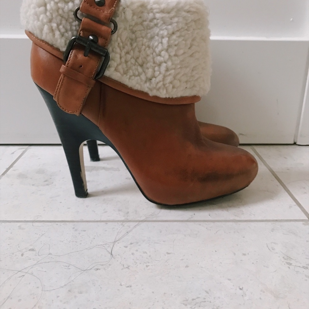 Dolce Vita Shearling Booties Sz 6 - Picture 6 of 6