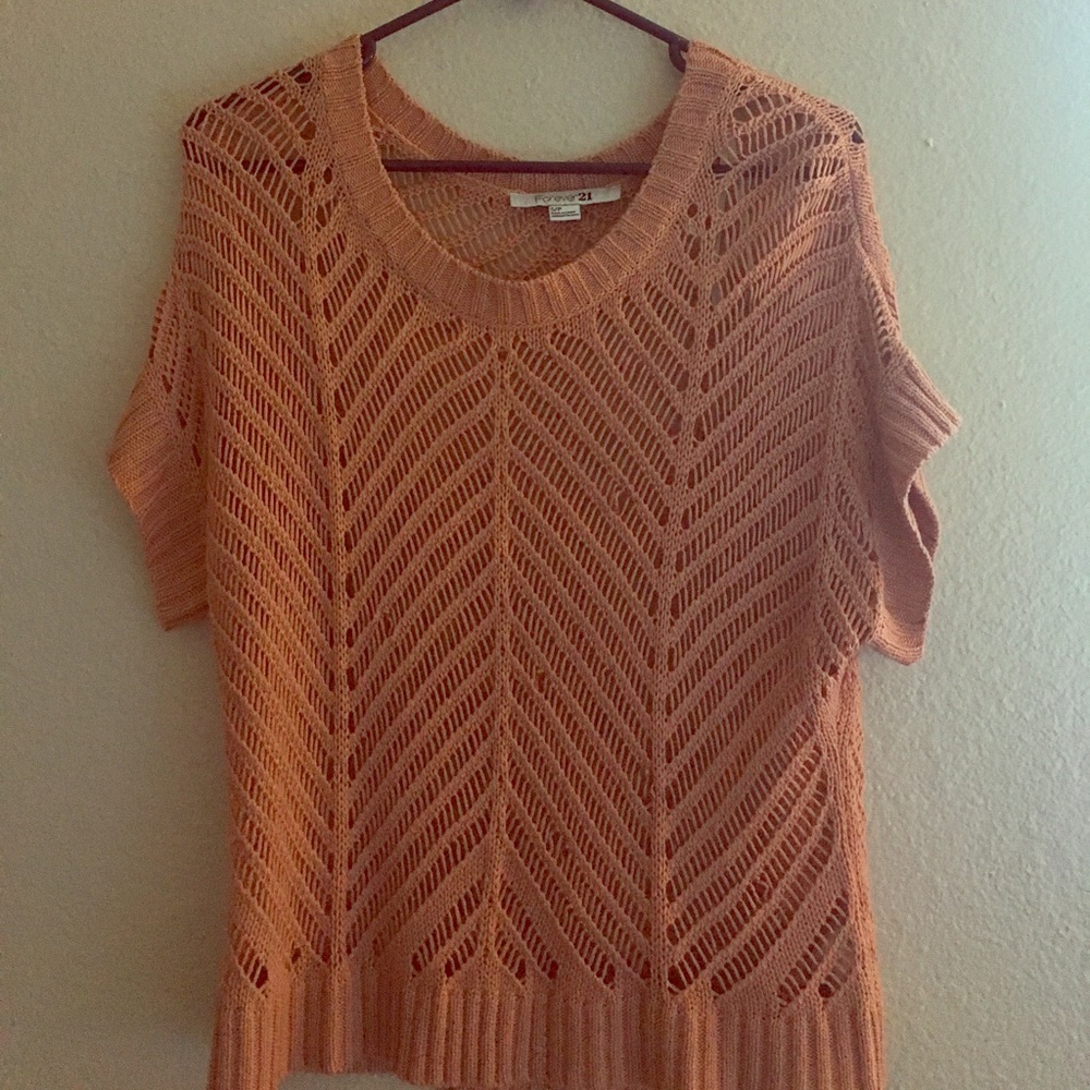 Salmon knit tee Forever 21 size S/P