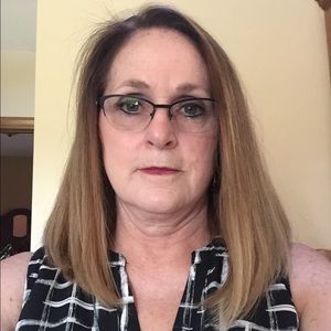 Meet your Posher, Pamela