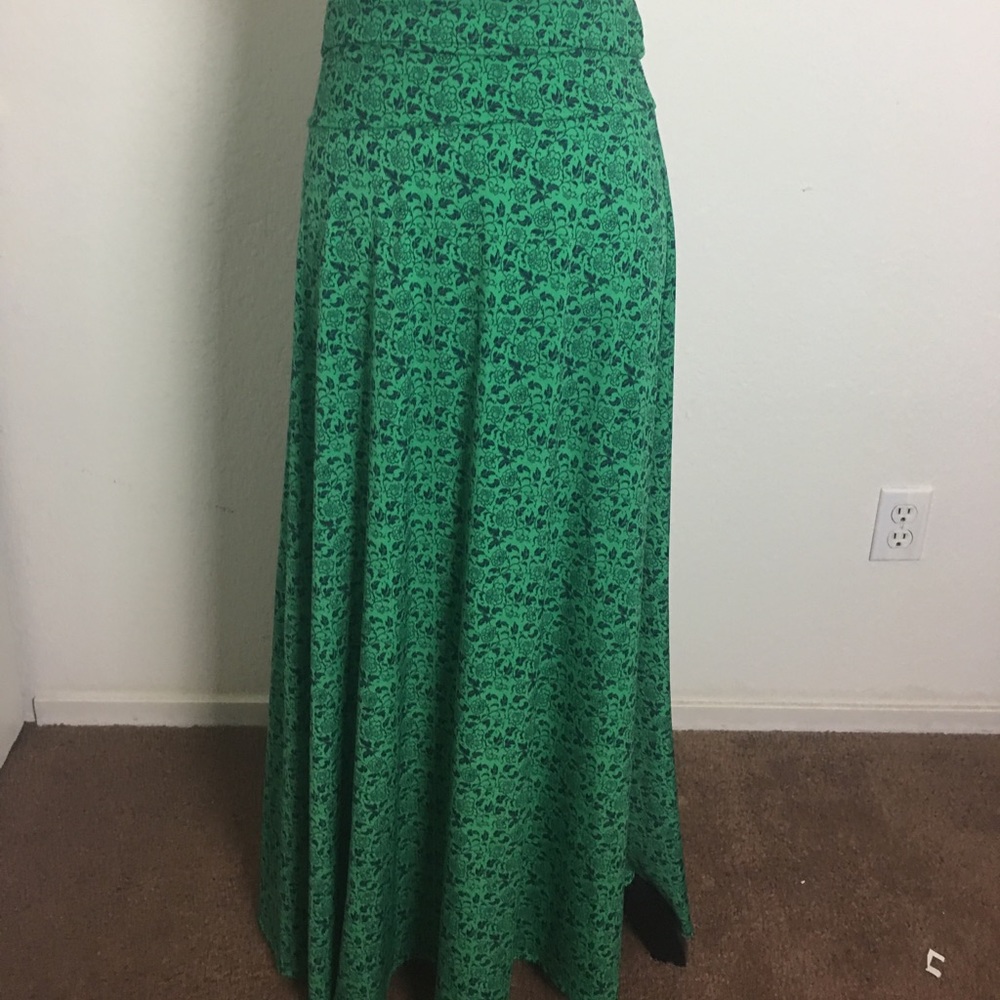 EUC LuLaRoe Maxi Lrg green and navy