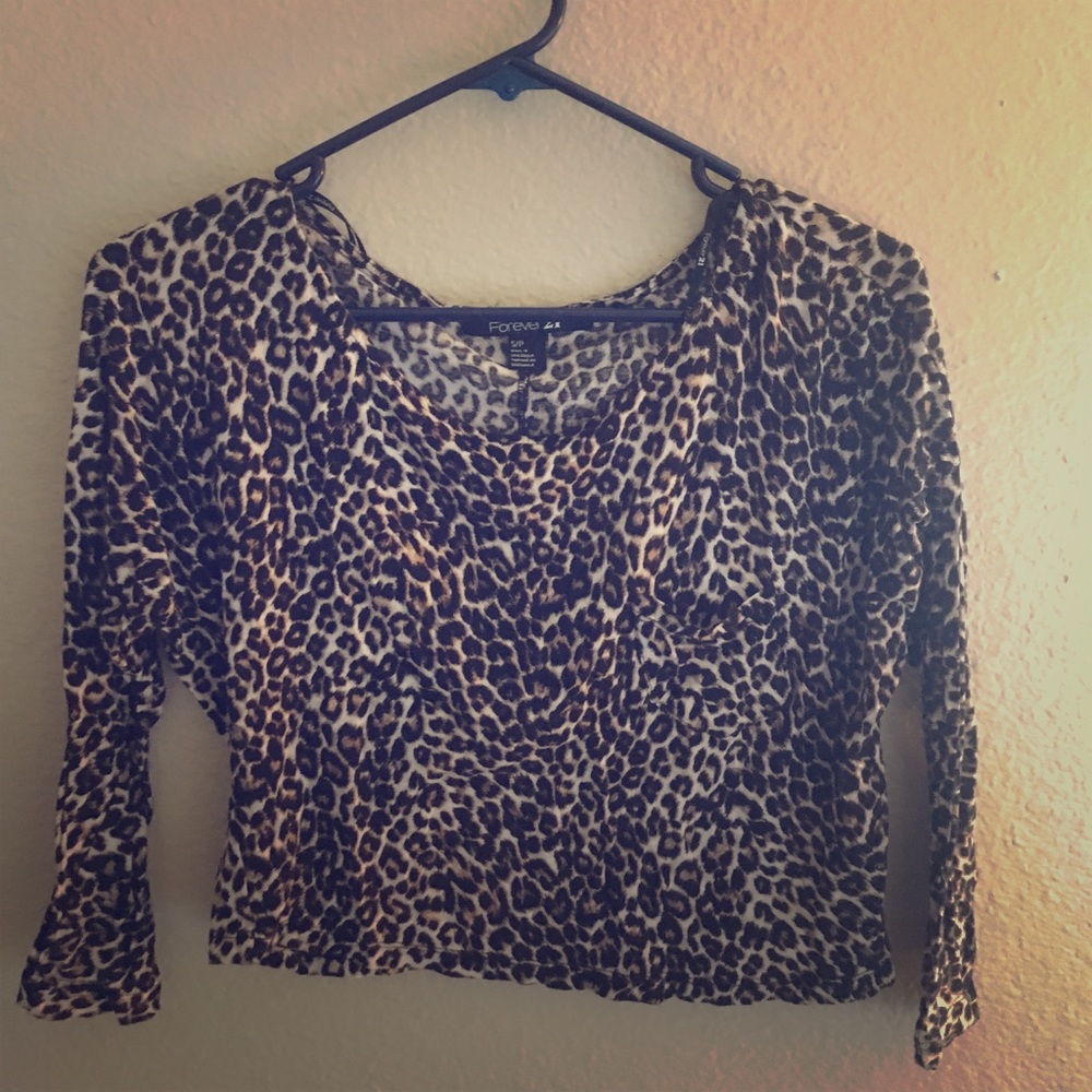 Leopard print tee shirt Forever 21 size S/P