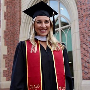 Meet your Posher, Jillian