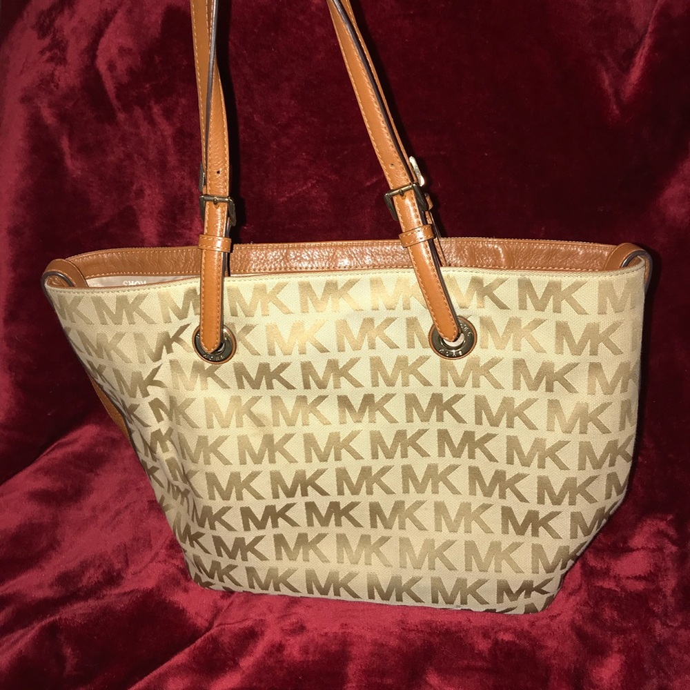Medium MICHAEL KORS tote