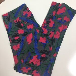 New LuLaRoe leggings gray with bright Floral print