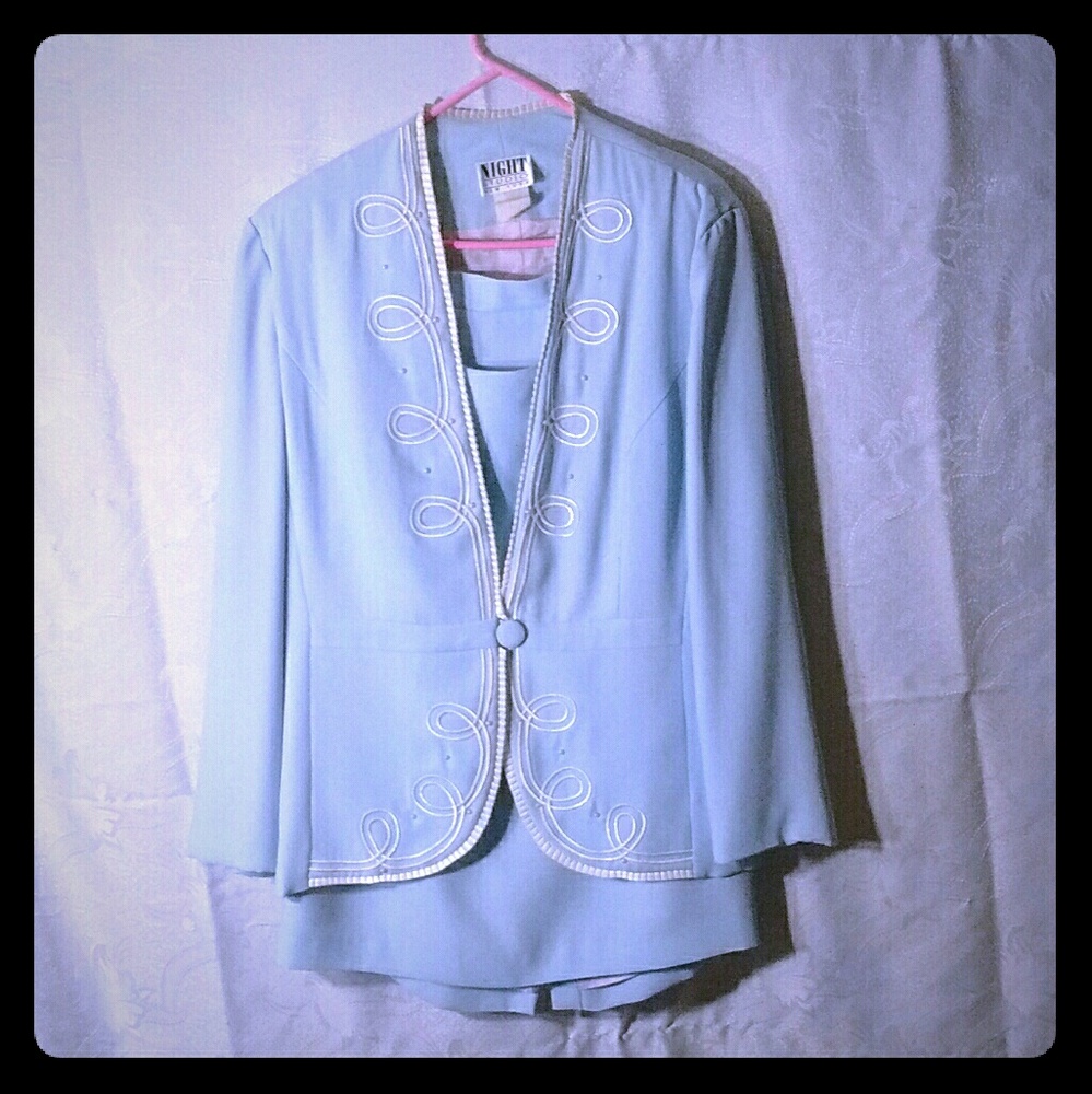 Night Studio New York Outfit. Size 20