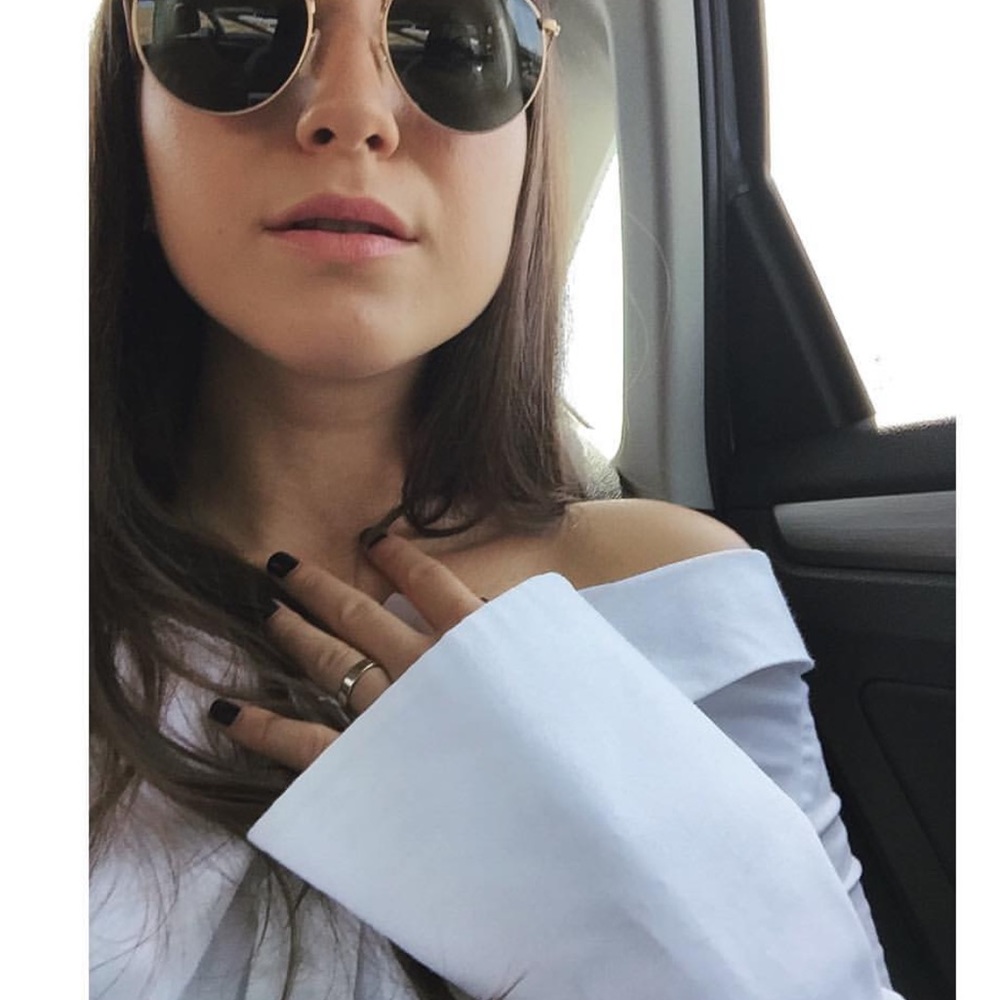 ZARA OFF SHOULDERS SHIRT