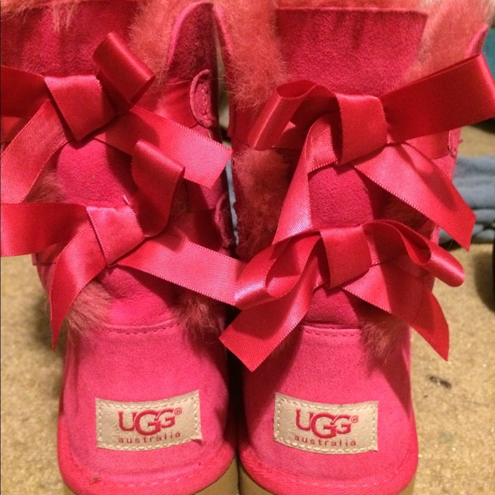 🎀Brand New Uggs Pink Bailey Bow 🎀