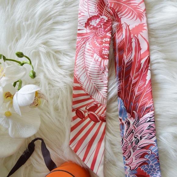 Hermès Peacock Silk Twilly - Picture 4 of 6