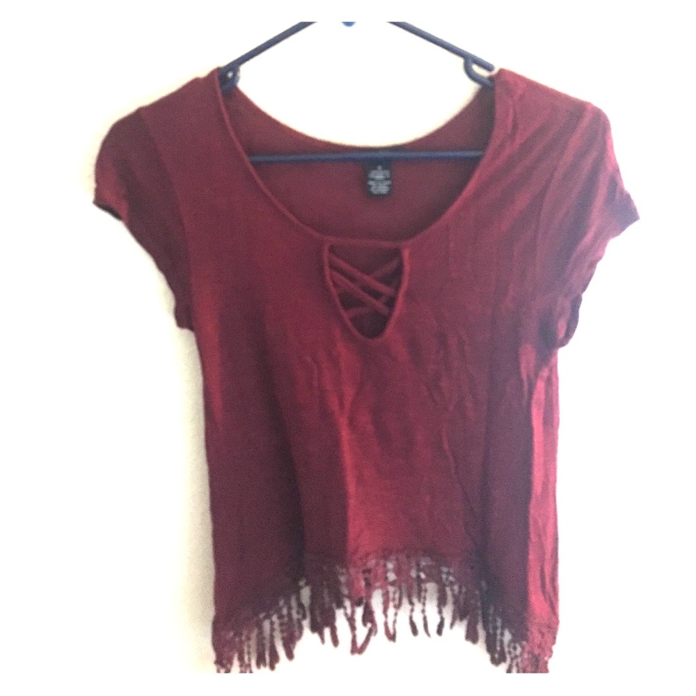 Burgundy tee Rue 21 size S