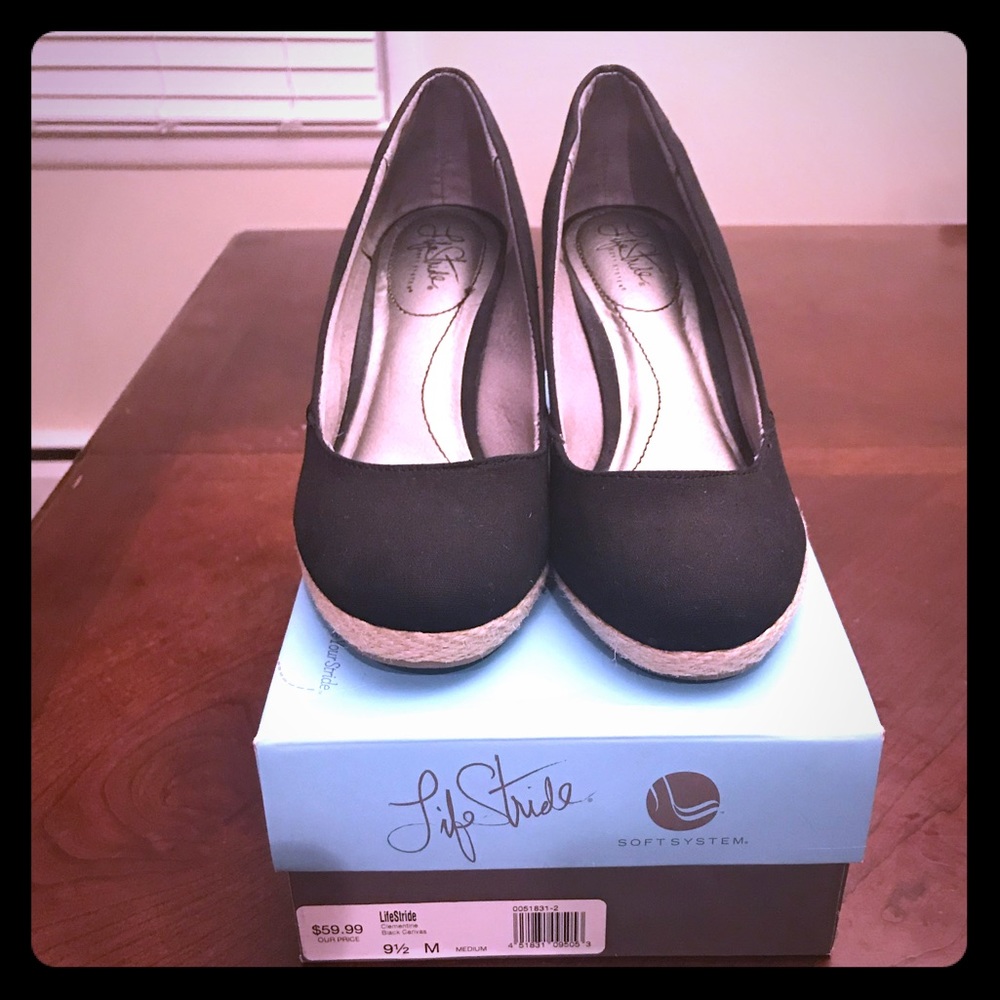 Life Stride Clementine Black Canvas Wedge