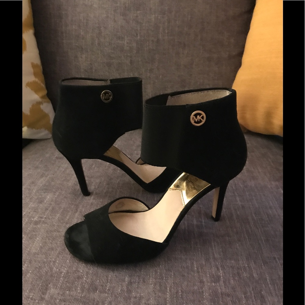 Sexy black heel - Michael Kors - size 8