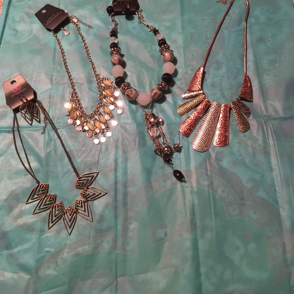 Assorted necklaces