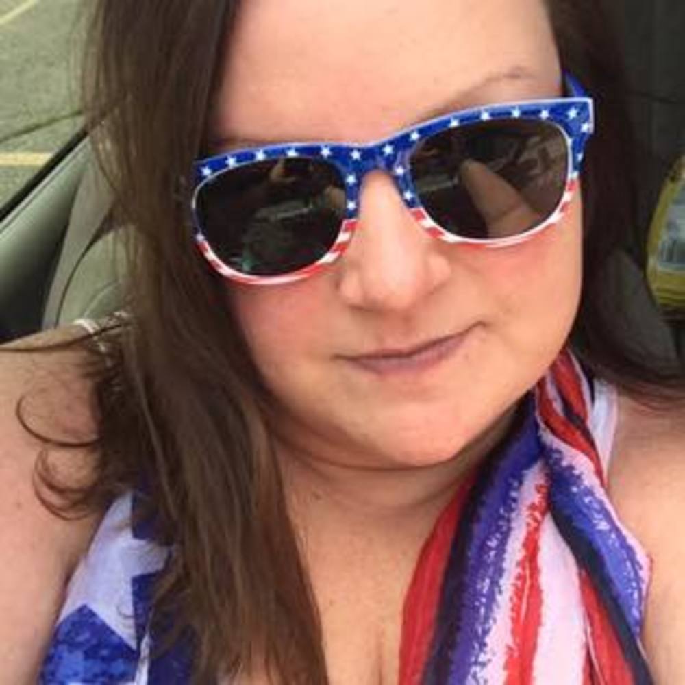 Meet your Posher, Nikki