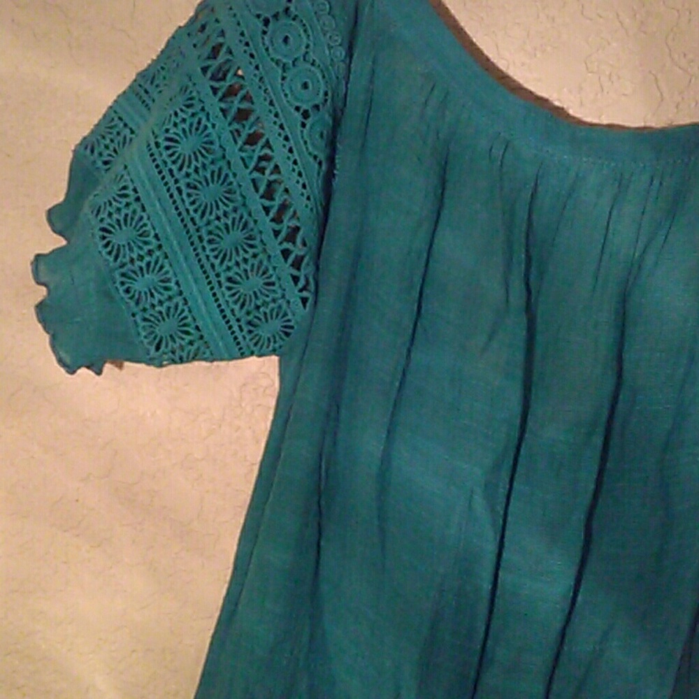 Blouse - Picture 2 of 2