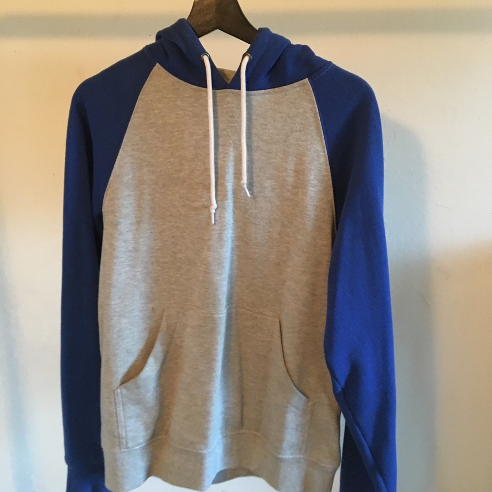 Basic Hoodie