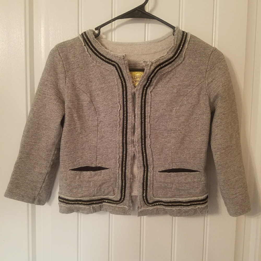 Princess Vera Wang - Grey Cardigan w/ Chain Detail