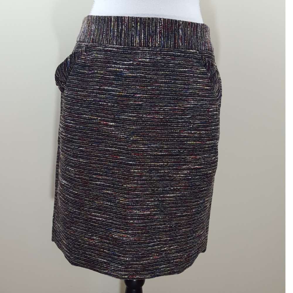 Loft skirt (Length 19.5")