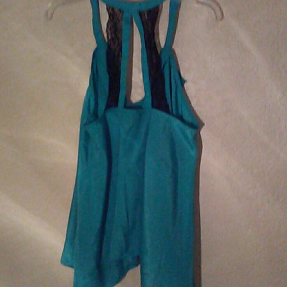 Tank - Picture 2 of 3