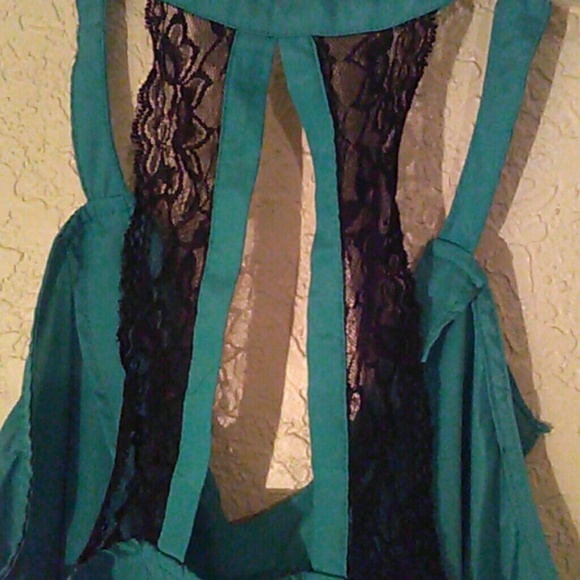 Tank - Picture 3 of 3